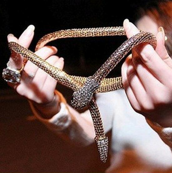 Versatile Gothic Rhinestone Crystal Snake Necklace