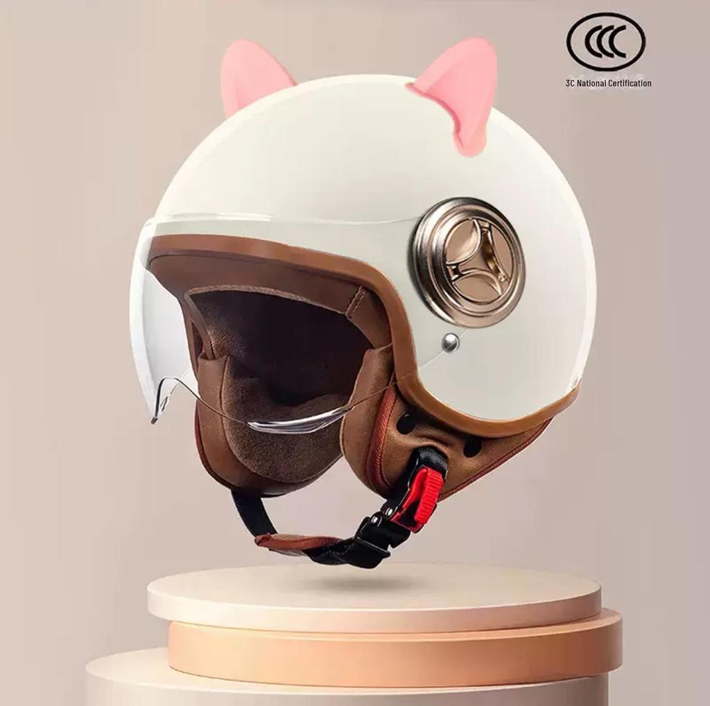 "Universal Retro Gray Motorcycle Helmet, 3C Certified for All Seasons"