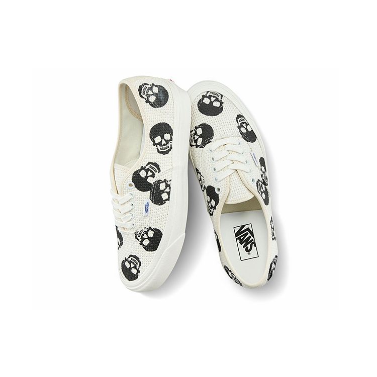 Vans Authentic 44 DX Anaheim Factory - Needlework Skull Unisex Sneakers White Black VN0A54F29GN