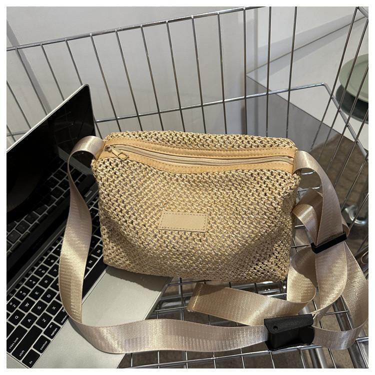 Versatile Medium Sized Woven Handbag Ideal For Daily Outfits And Stylish Vacations