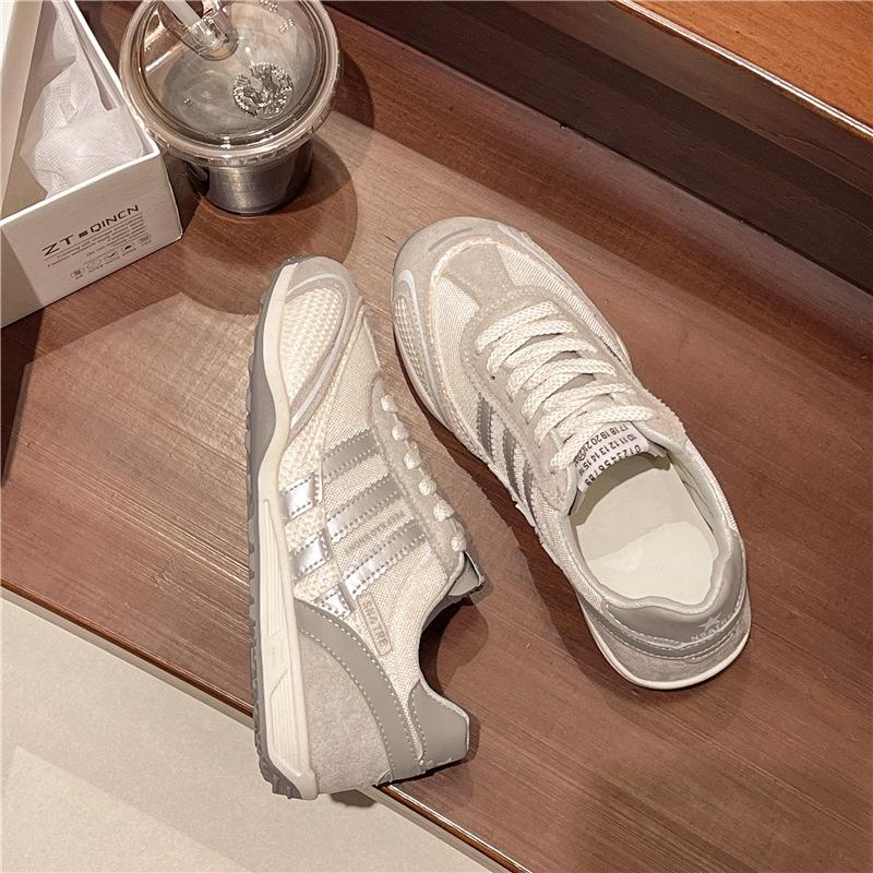 Internet Celebrities Popular Summer Thin German Training Shoes Women's 2025 New Casual Sports Shoes Soft Sole Light Red Forrest Gump Shoes
