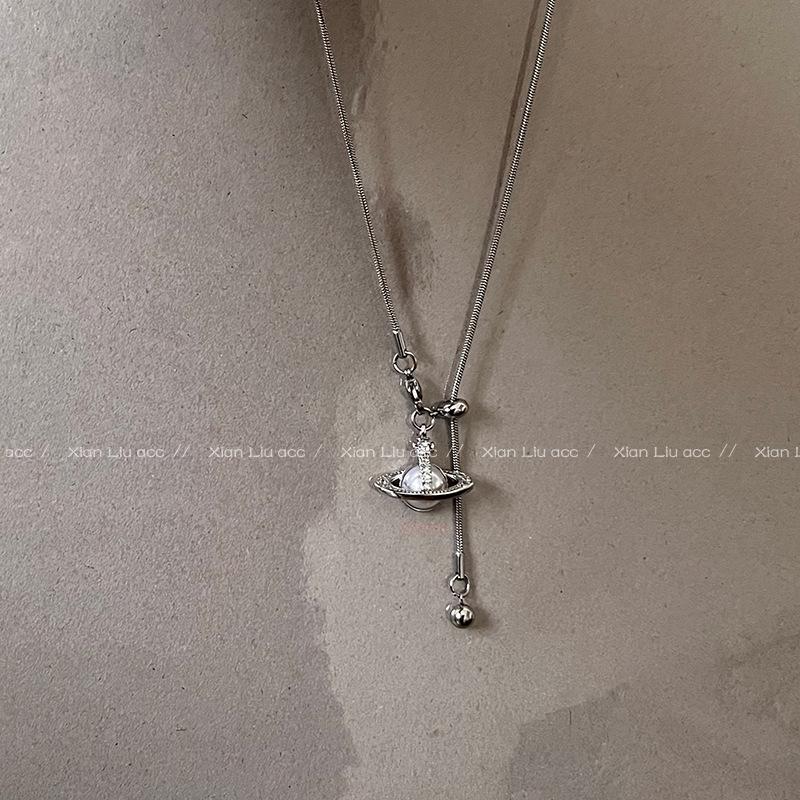 2025 European & American Saturn Pearl Pendant Necklace: Women's Luxury Autumn/Winter Sweater Chain Accessory