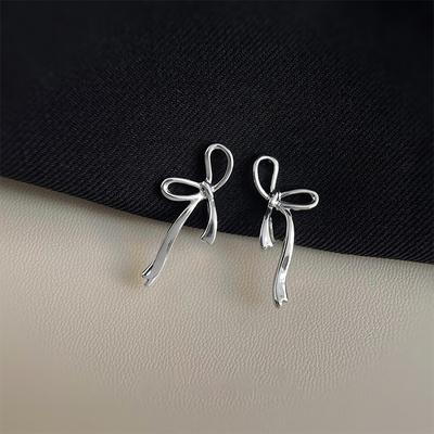 1 Par Brincos de Metal com Laço para Mulheres Meninas Elegantes Exquisitos Versáteis Senso Avançado Brincos Laço Joias Presente