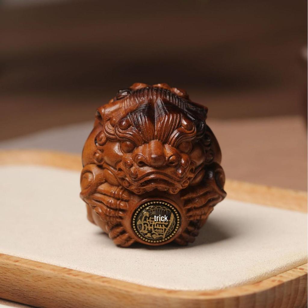 Pixiu Jujube Wood Ball Ornament: Fulfills Wishes, Attracts Wealth & Luck, Ideal for Home Decor.