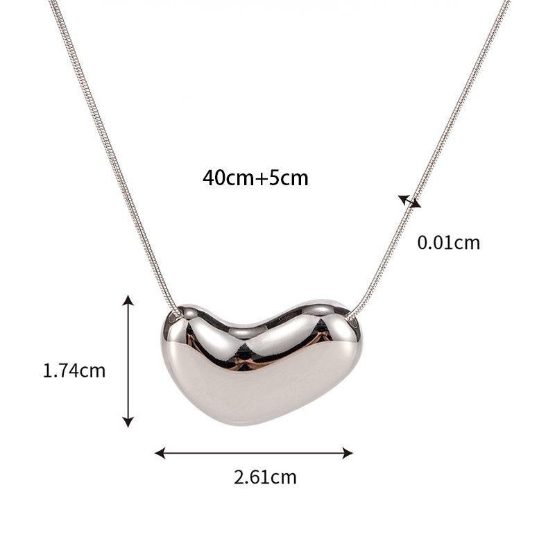 

New Arrival 18K Gold Stainless Steel Heart Shaped Pendant Necklace Classic Vintage Style for Wedding Holiday Parties