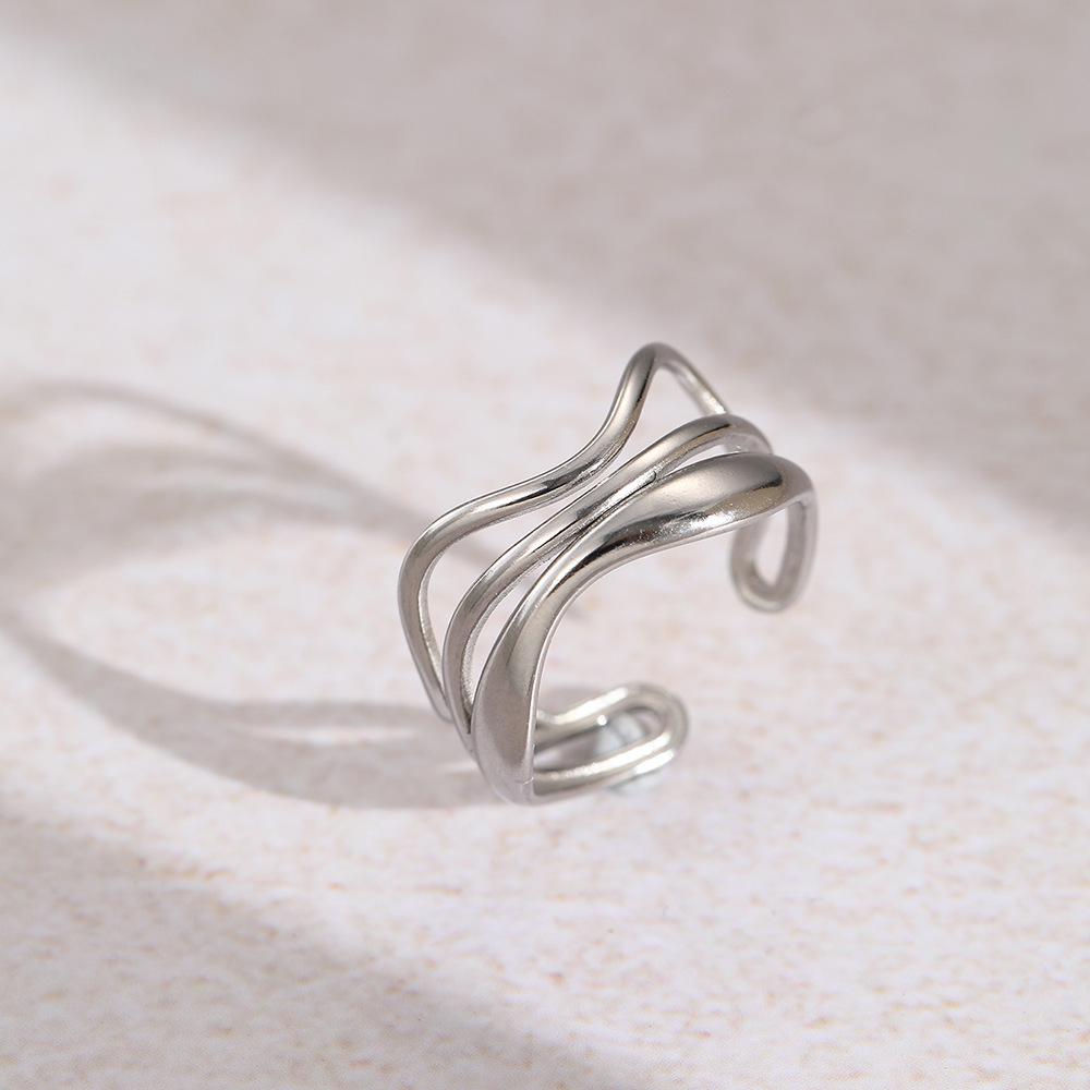 High-End Geometric Asymmetrical Retro Fashion Ring