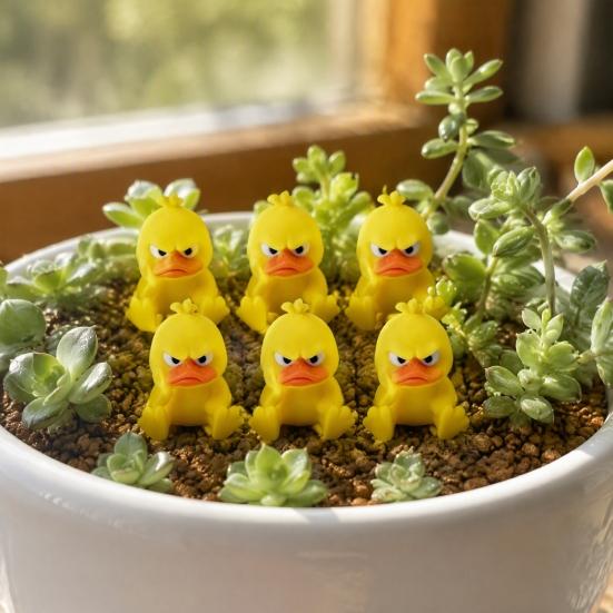 Personalized Desk Toy 3D Printed Angry Yellow Duck Ornament, Funny Gag Gift Decoration, Cute Miniature Figurine for Home Office Decor Animal