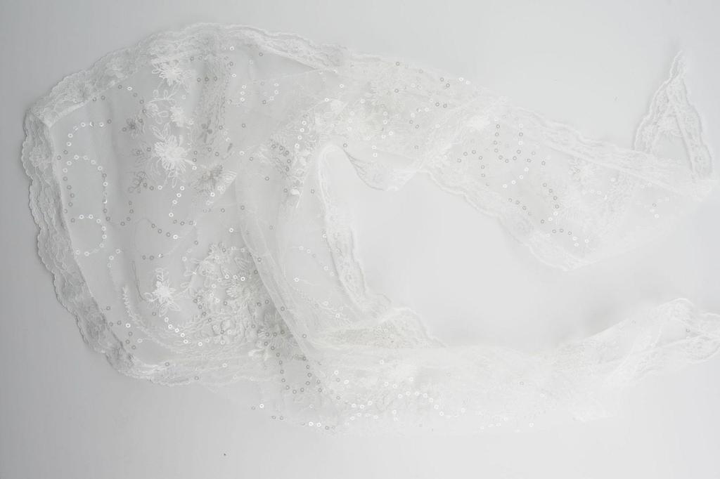 Elegant White Lace Embroidered Triangle Scarf with Floral Mesh for Wedding or Bridal Headdress