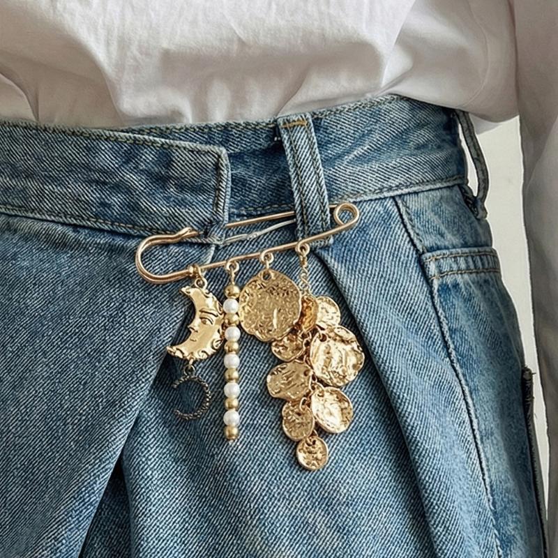Ozean-Element Brosche für Damen Quasten-Kette Mit Stilvollem Erdbeer-Herz-Design Für Mode