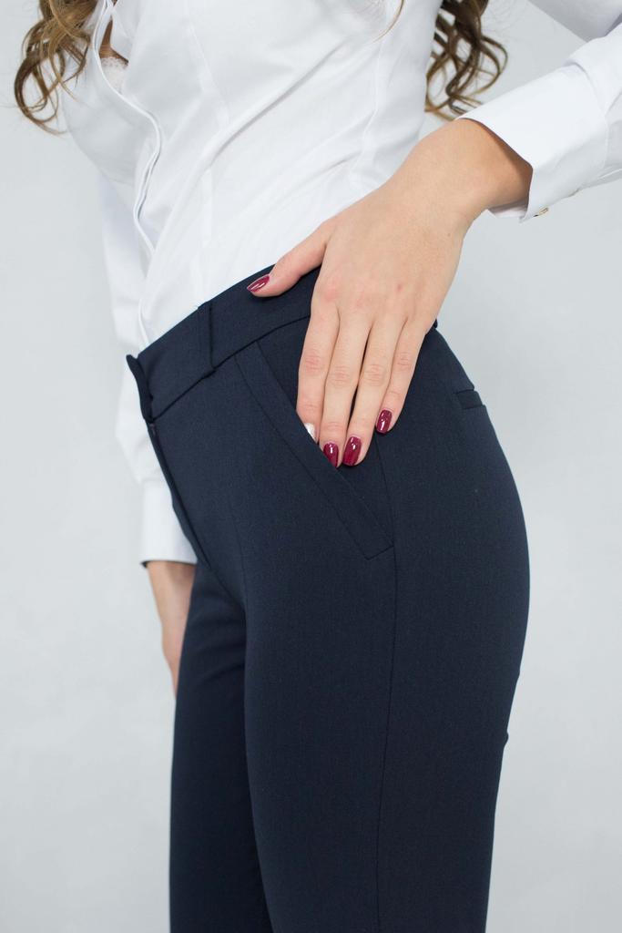 Klasik daralan pantolon sıcak kumaş