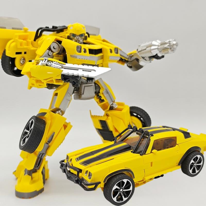 18CM TW-1024 Cool Transformation Toy Fire Truck Beautifully Painted Robot Car Model Anime Action Figure Boy TW-1032B BAIWEI SS61 Poseable Articulated