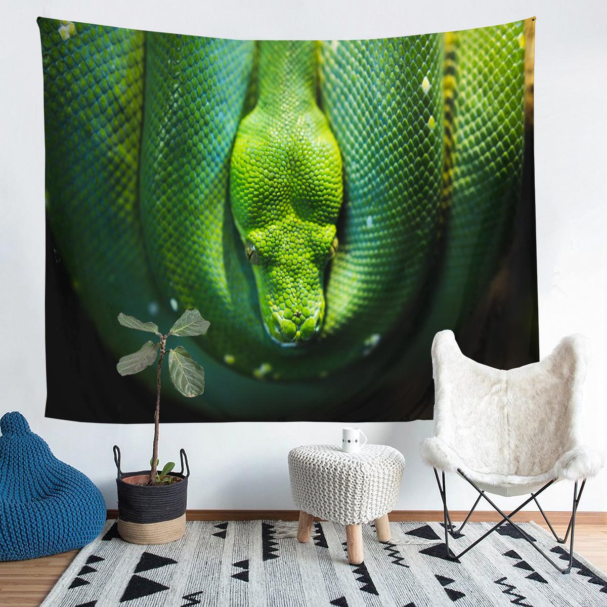 Змеиный принт для украшения гостиной — фото 4