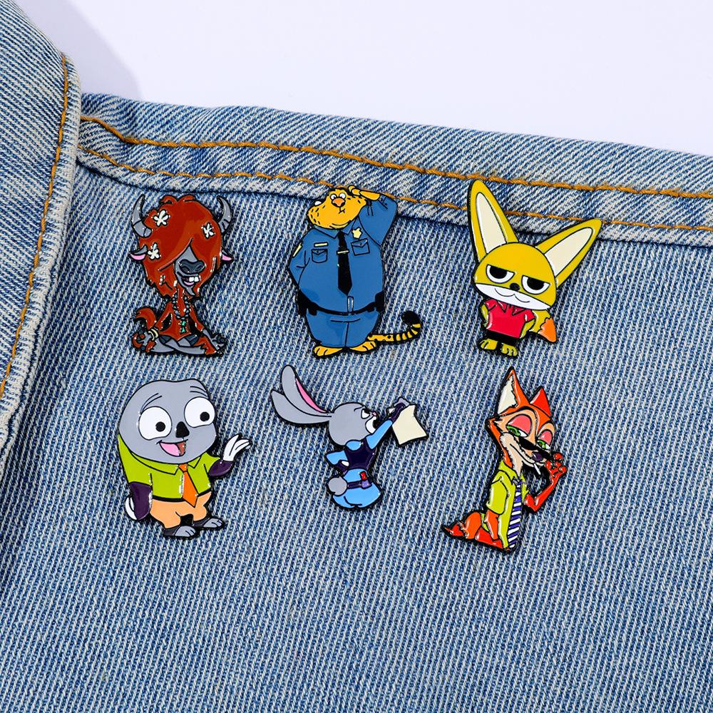 28 Spot Crazy Zootopia Metal Badge Nick Fox Judy Rabbit Alloy Enamel Brooch Hot Sale
