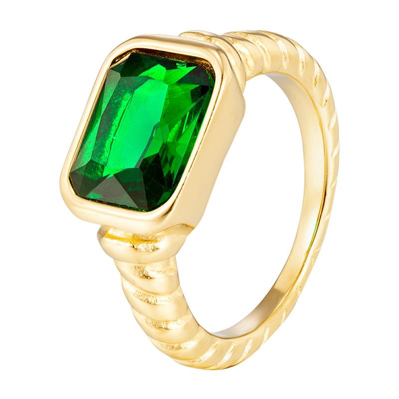 Vintage Rectangle Emerald Diamond Ring Light Luxury Twisted Spiral Ring Titanium Steel Plated Jewelry Women
