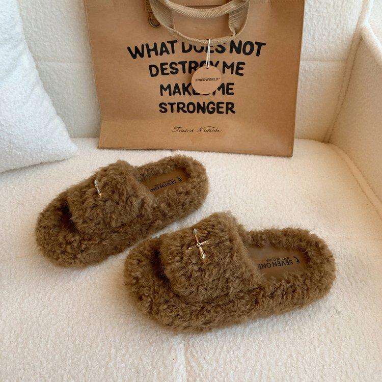 Cross fluffy slippers women wear autumn 2025 new versatile popular ins thick-bottomed cotton drag lazy slippers women