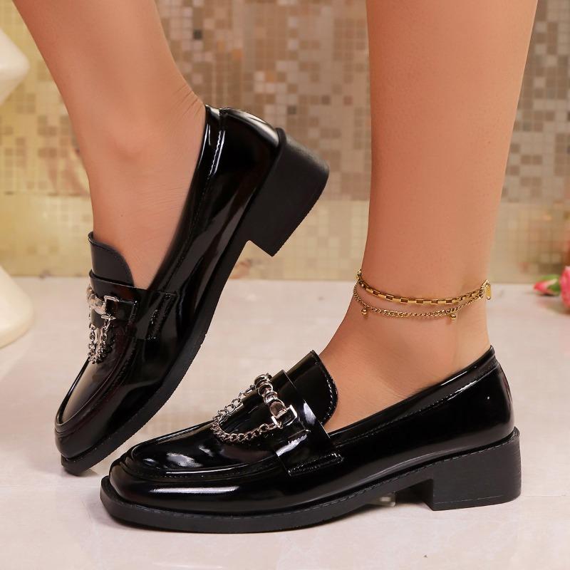 Fashion Vintage Round-toe Deep-mouth Metal-buckle Patent Leather Soft-sole, Non-slip and Wear-resistant Square Heel Singles