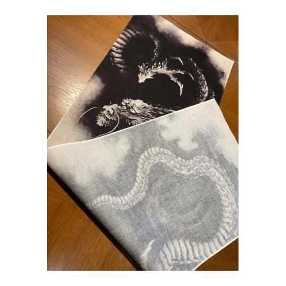 Asciugamano Tenugui Ukiyo-e - Drago tra le Nuvole di Hokusai - 100% Cotone - Fatto in Giappone