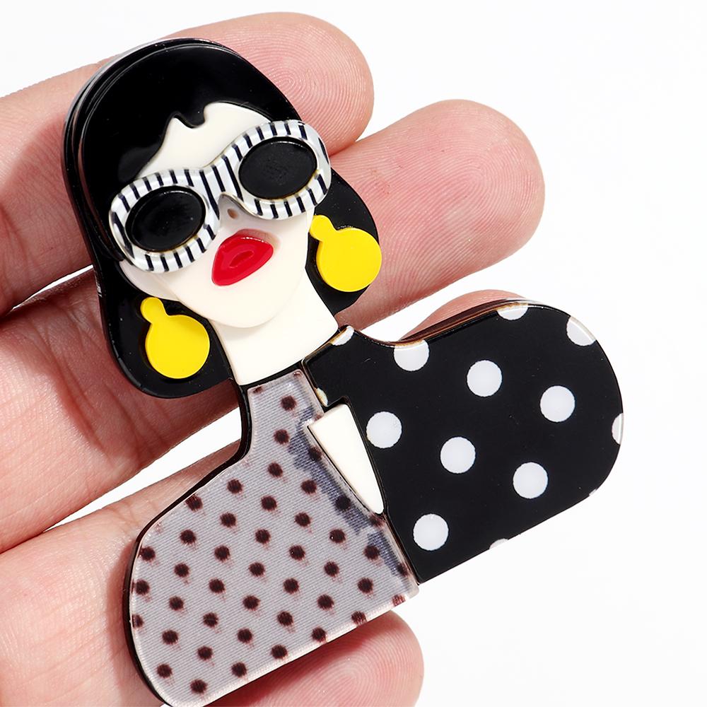 New Fashion Lady Acrylic Brooches for Women Grace Sunglasses Female Figure Badge Pins Office Jewelry Clothes Accessories Gift