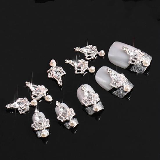 10 pezzi Adesivi glitterati Autoadesivi fai da te Suggerimenti Strass Decalcomanie per nail art 3D Strass Adesivi a corona per donne