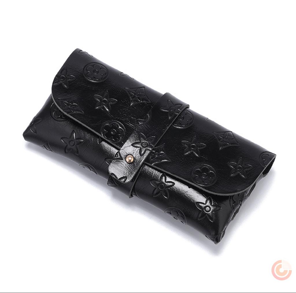 Fashion High-end Sunglasses Box, Leather Snap Box, Set Box, High-end Trend Personalized Set, Iron Box, Mirror Bag, Mirror Cloth.