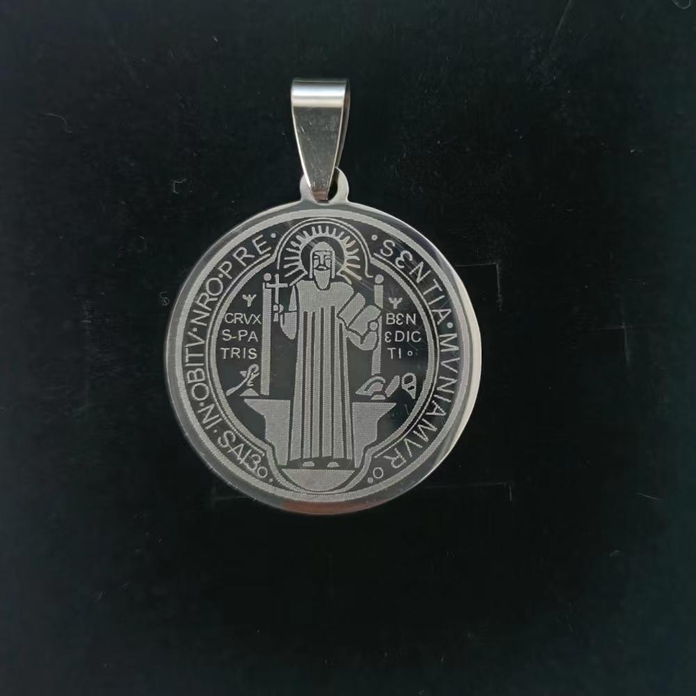 Benedict Medallion Pendant Necklace Silver Color Stainless Steel Collares for Jewelry
