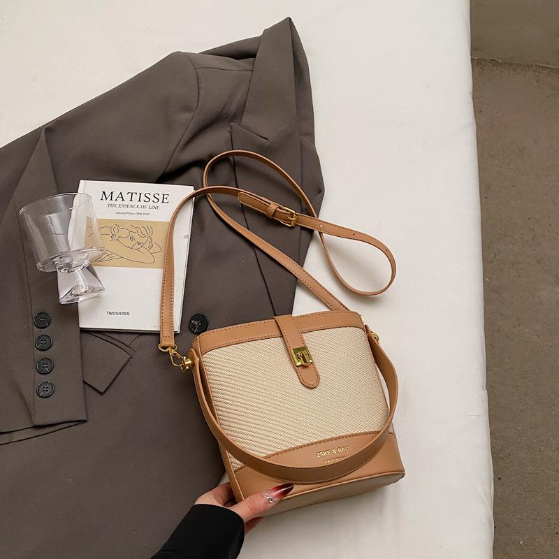 Hand carry fashion casual bucket bag women's 2025 new retro trend shoulder bag high-end women's bag