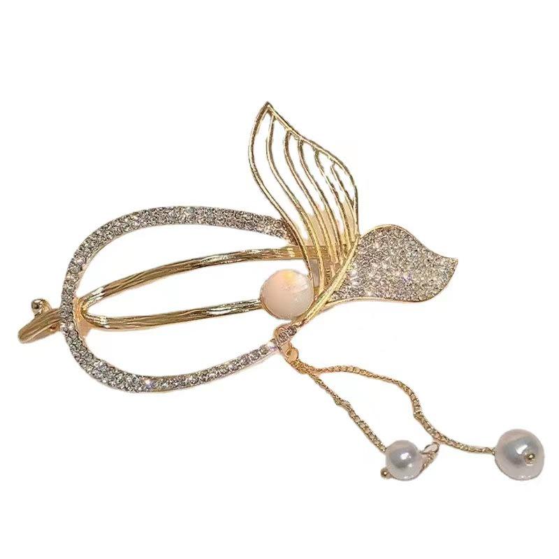 Exquisite Butterfly Flower Tassel Claw Clip with Pearl Pendant