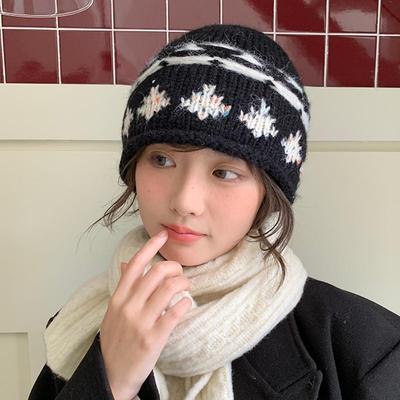 Autumn and Winter Travel Fair Island Wind Jacquard Crimped Knitted Hat Retro Face Small Warm Versatile Bucket Hat Women