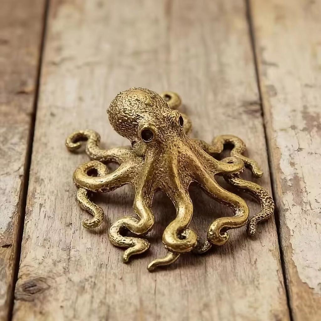 Copper plated octopus ornament, compact and minimalist home and office desktop decoration sculpture statue