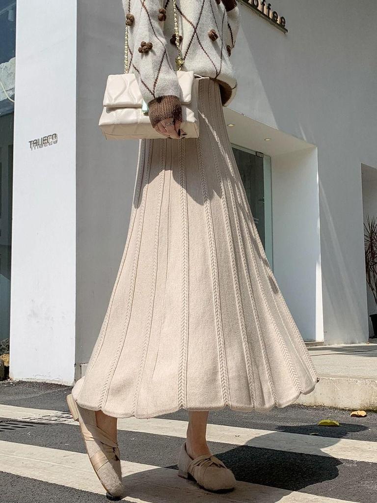 Women's Black High-Waist A-Line Woolen Skirt - Ribbed, Thickened, Autumn/Winter Casual Skirt