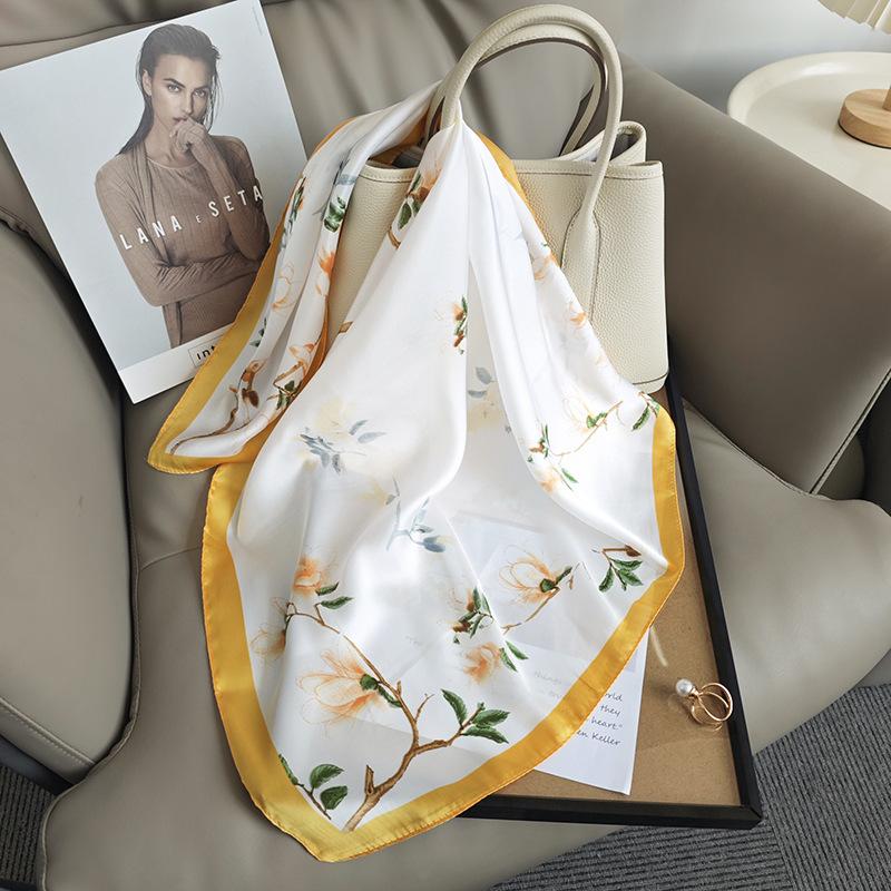 Silk Scarf Neck Small Square Scarf Light Pink Flower Simulation Silk Scarf Women's Summer Travel with Fresh and Sweet Small Scarf