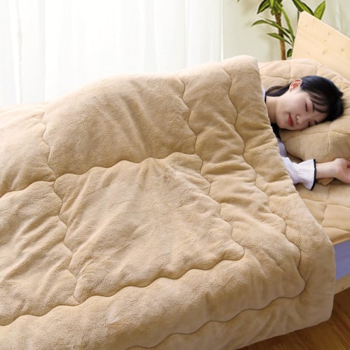 Teijin Mighty Top Single-Piece Comforter with Aluminum Sheet, 5-Layer Construction, Moisture-Wicking, Heat-Storing, and Insulating Fill. Warm To the T