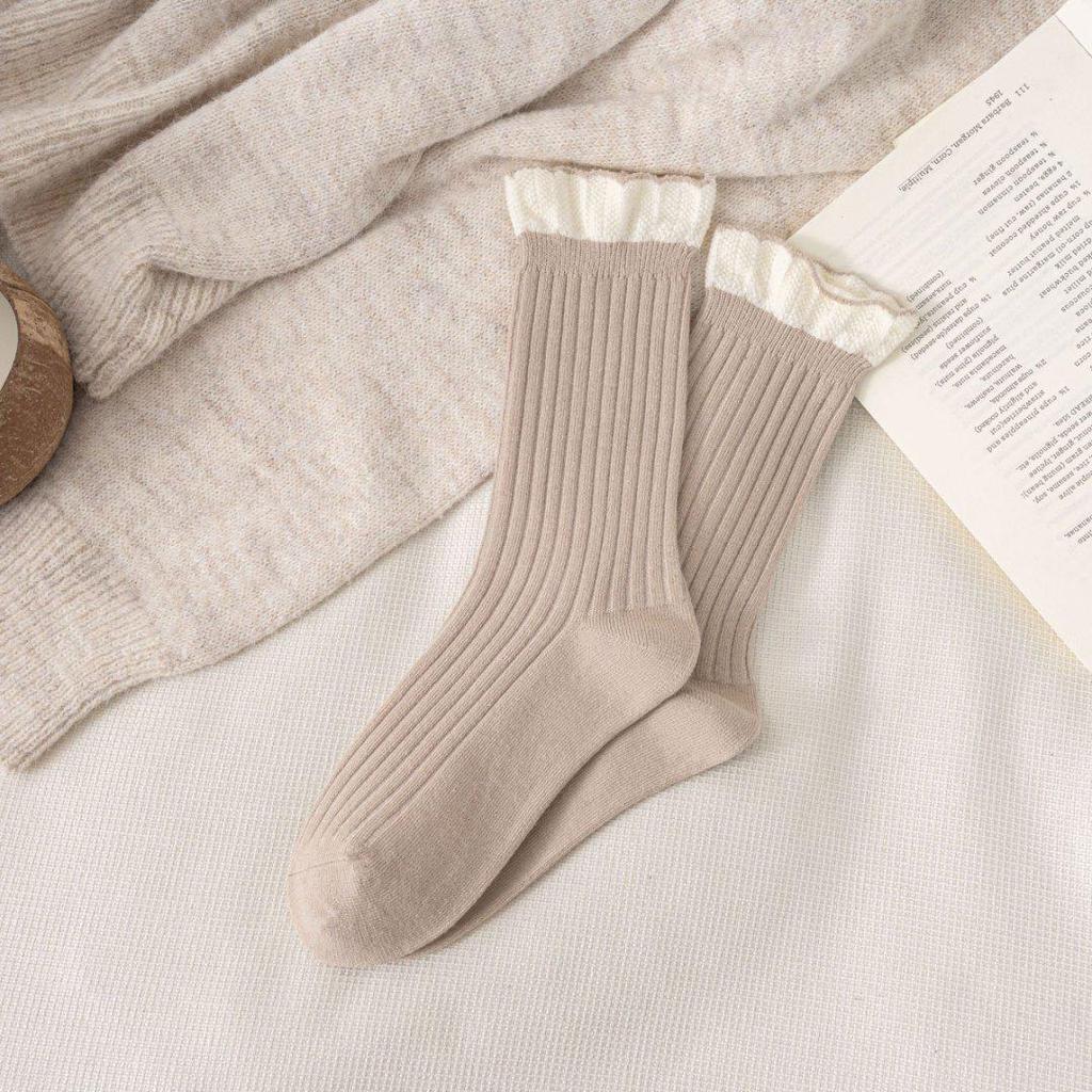 Women's Mid-Calf Lace Socks - Cute, Slouchy, Japanese School Style, Combed Cotton for Autumn/Winter.