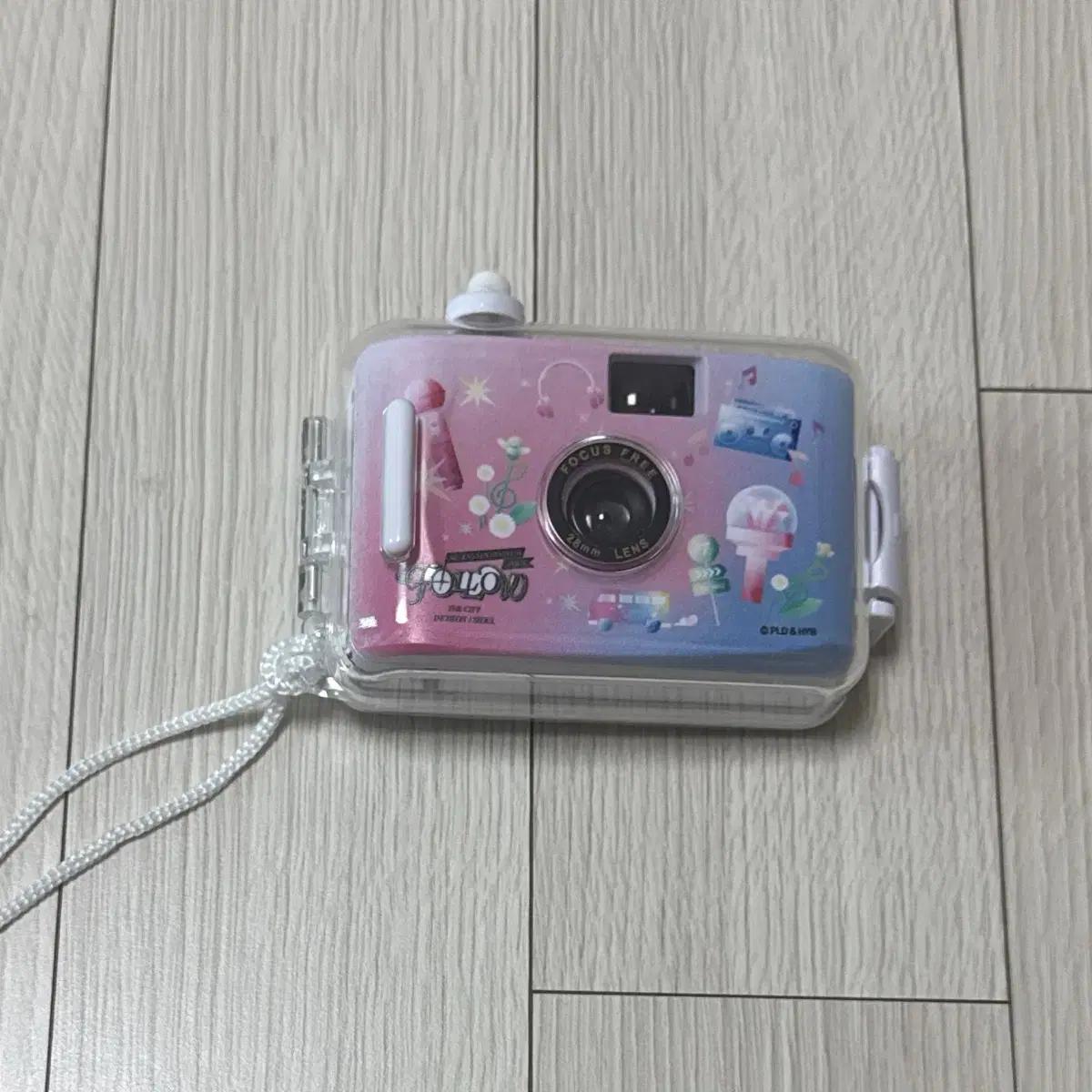 

Seventeen Пленочная камера