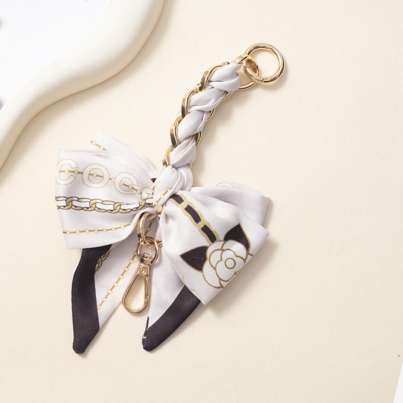 Gold Chain Butterfly Bag Strap Extension: Stylish High-Grade Replacement for Women's Bags