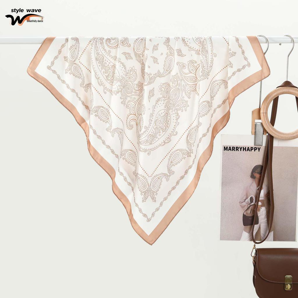 Ladies' Versatile Paisley Print Silk-Feel Scarf: Stylish Spring/Summer Accessory.