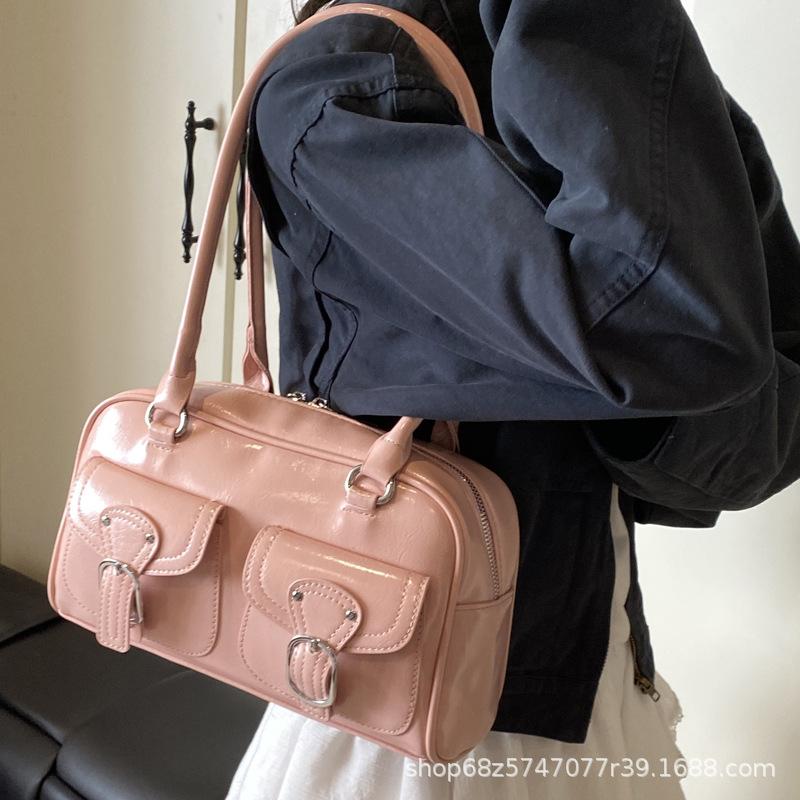 Korean Version of Niche Design Hand-held Bowling Bag Bag Women's Handbag 2025 New One-shoulder Underarm Pillow Bag for the Spring of 2025