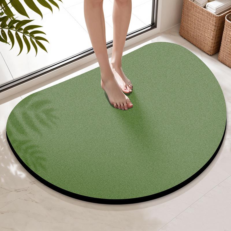 Tappetino da Bagno Antiscivolo Asciugatura Rapida: Colore Puro, Assorbente, Resistente allo Sporco, Facile da Curare.