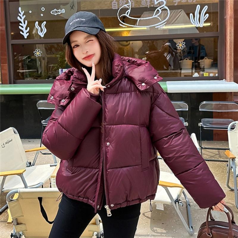 Women’s Short Detachable Hood Windproof Thicken Warm Winter Jacket With Raglan Sleeves