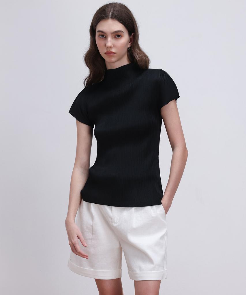 PLEATSMOOD Lao Pleats Half-Neck Top