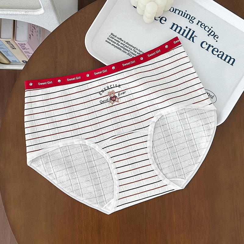 Ladies Summer Jacquard Bear Print Preppy Style 10A Bacteriostatic Crotch Mid Waist Briefs