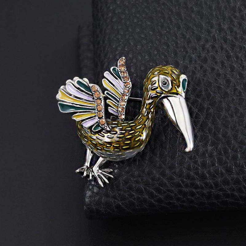 Three-dimensional Alloy Design Daigo Brooch Animal Shape Pin Clothing Fixed Anti-light Brooch Versatile Accessories