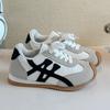 2025 Autumn New Children's Sports Shoes Trendy Shoes Medium and Old Children's Retro Running Shoes Boys and Girls Students Casual Shoes