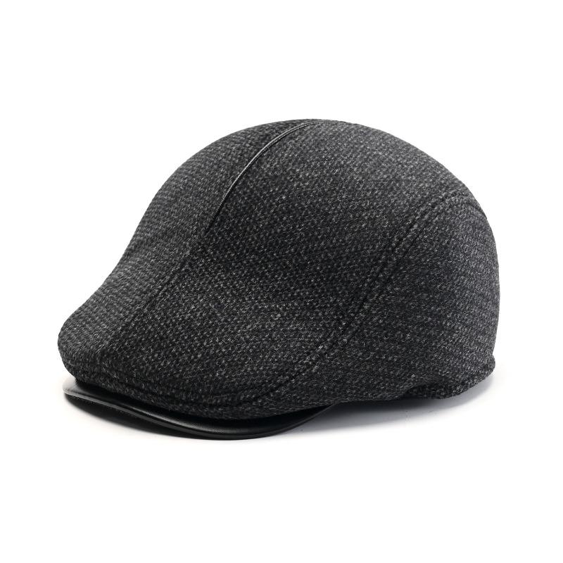 Autumn and Winter New Men's Peaked Cap, Dad and Grandpa Outdoor Travel Thickened Warm Ear Protector Forward Hat