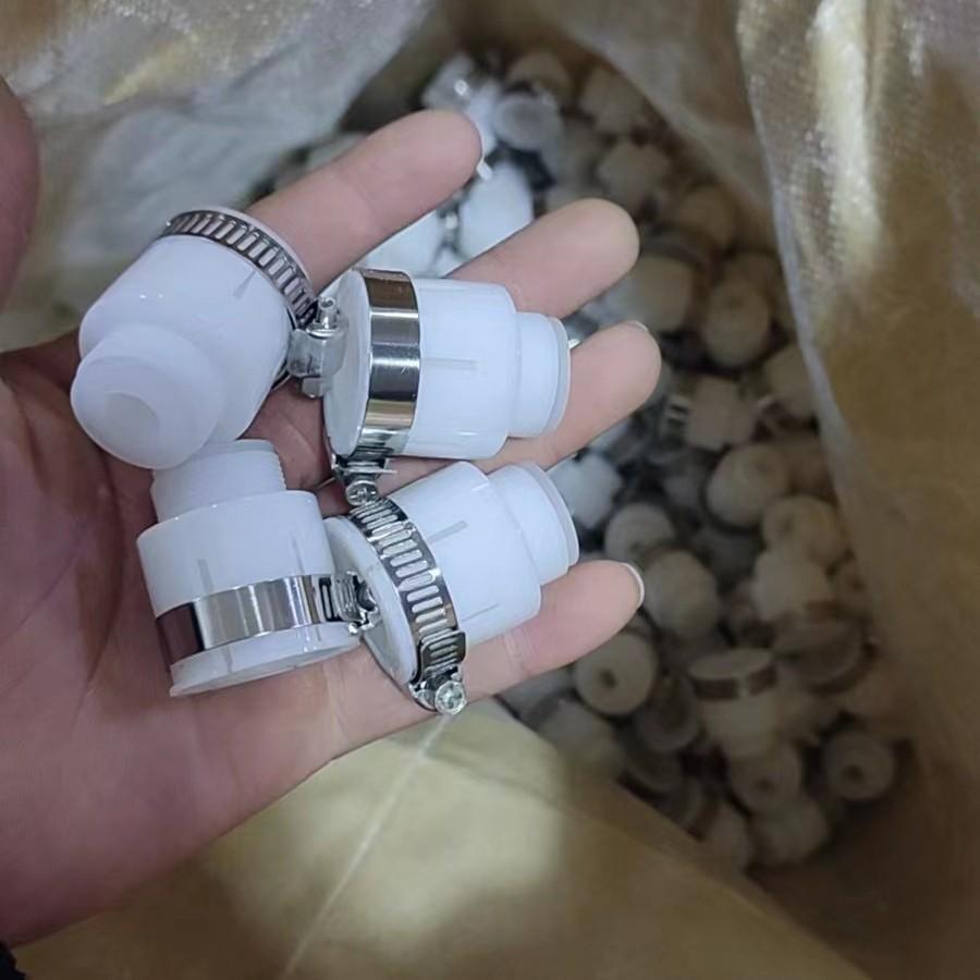 Univerzální silikonový otočný prodlužovač kohoutku - Ochrana proti stříkající vodě, nástavec do kuchyně/koupelny