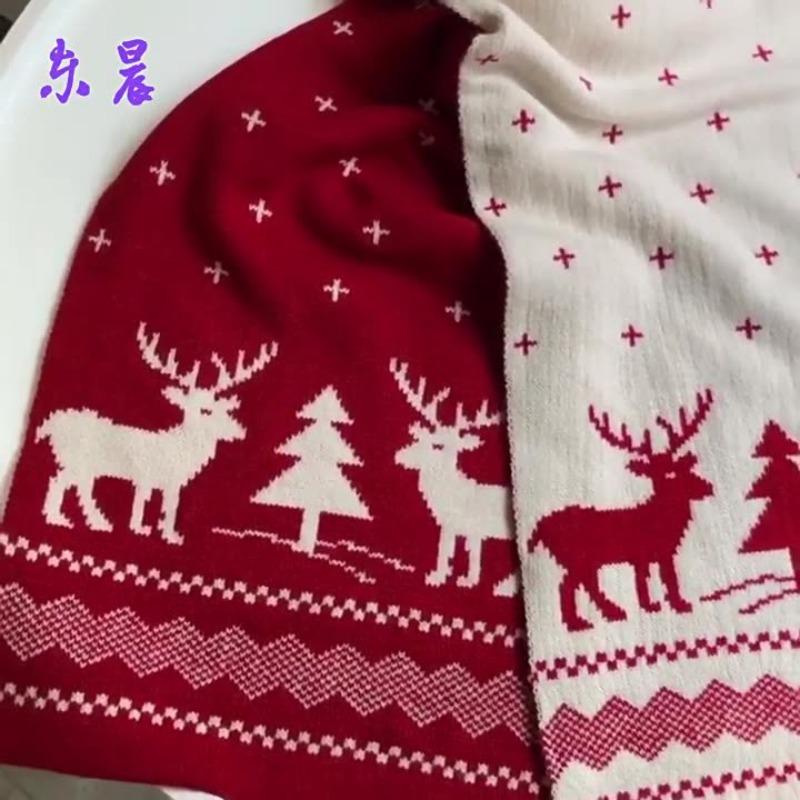 Christmas gift scarf deer model men and women winter couple model versatile three-color scarf student warm knitted scarf