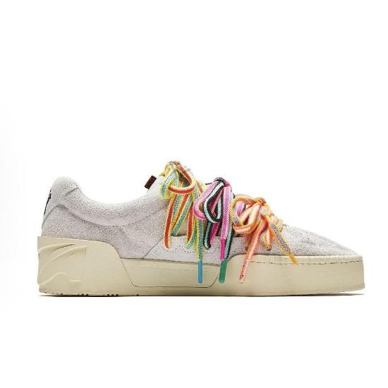 Anta Stile Kyrie Bianco Puro Edizione Originale Antiscivolo Durevole Tendenza Moda Multi Laccio Basse Scarpe da Skateboard Sneakers Donna 122541810S-1