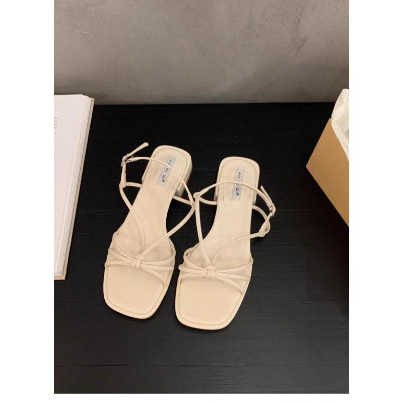 2025 spring and autumn new niche French flat-bottomed thin-strapped sandals fairy shoes square head open-toed versatile Roman cool