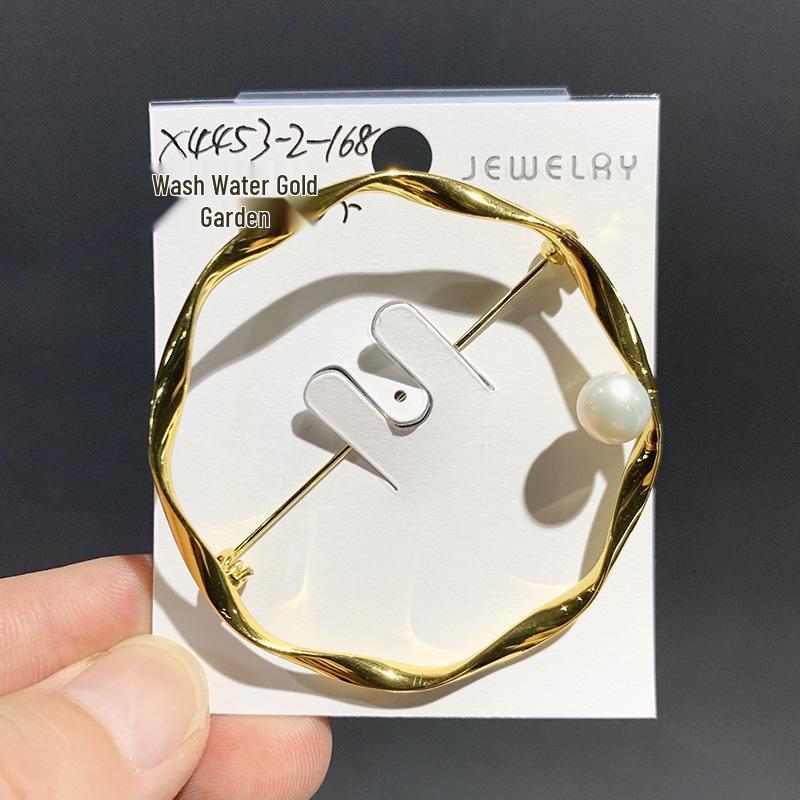 Bo Xin Yun Original Design Pearl Flower Lapel Pin for Business Elite Suit
