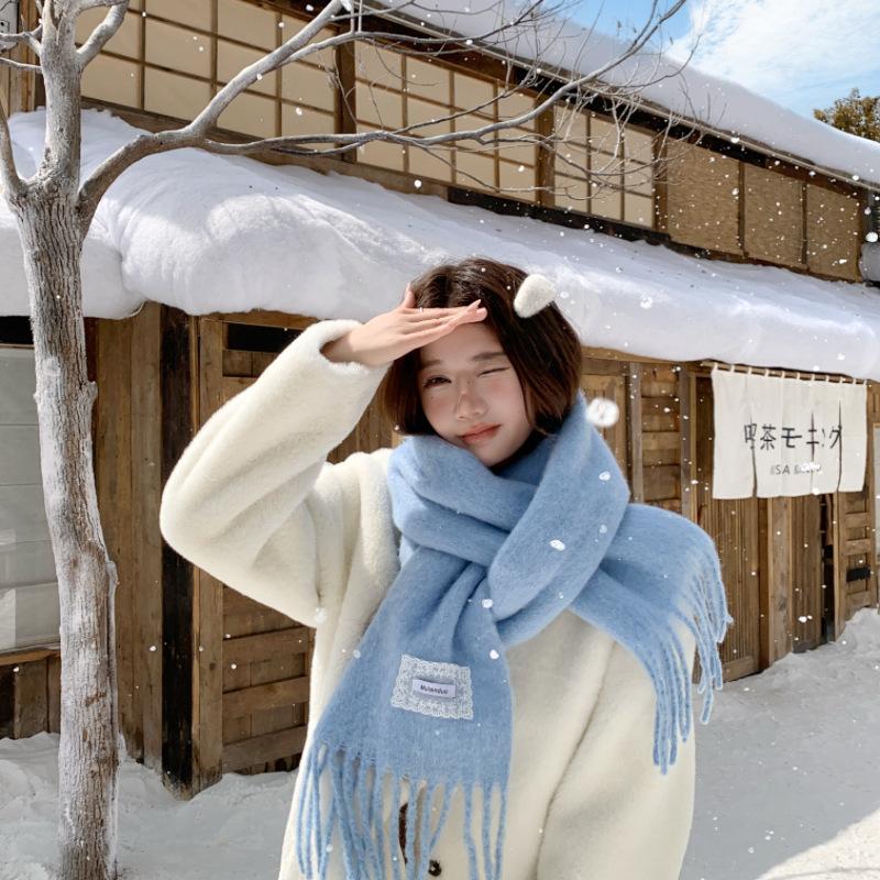 Keep your own money! Small fresh wool scarf for women's autumn and winter new Dongdaemun solid color warm scarf for couples